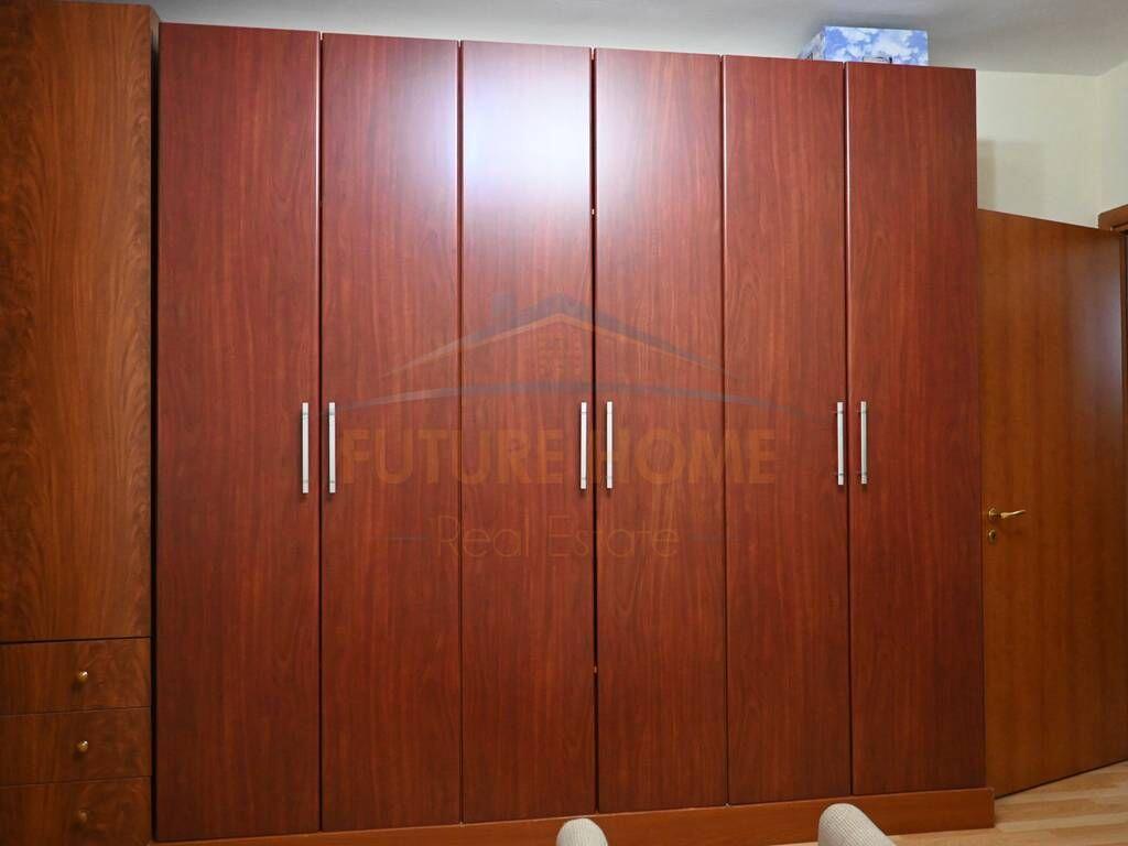 Apartament 2+1 me qera në Rrugën e Dibrës