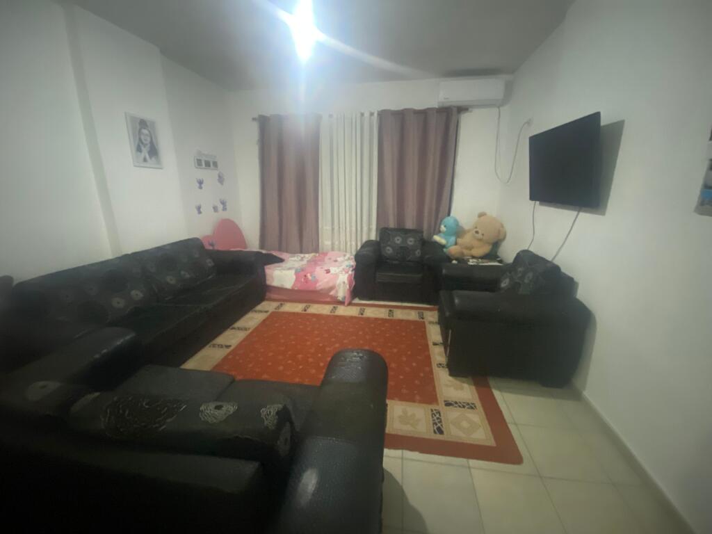 For sale 1+1 at 2 palmat in Astir, 94 thousand euros with mortgage