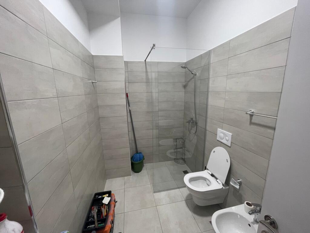Apartment for rent with parking space