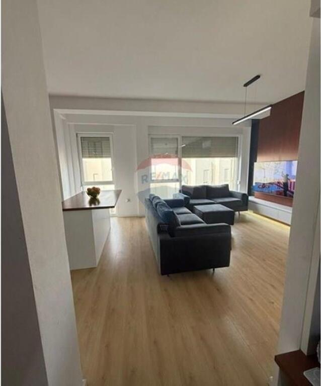 Villa - For Sale - Lake of Farka, Tirana(ID: 530411001-1286)