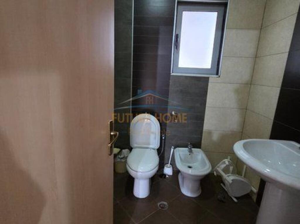 In vendita, Appartamento 2+1, Via Jordan Misja, Tirana.