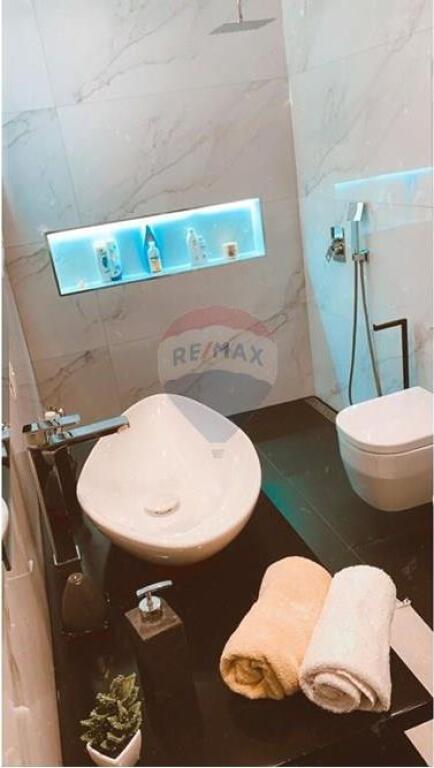 🏡 Casa Privata 2+1 in Vendita – 7 Palazzi, Vlora