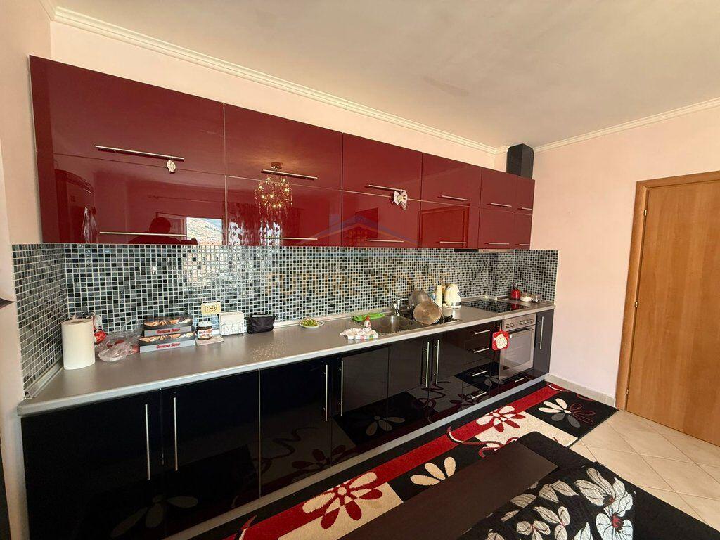 Shitet, apartament 2+1