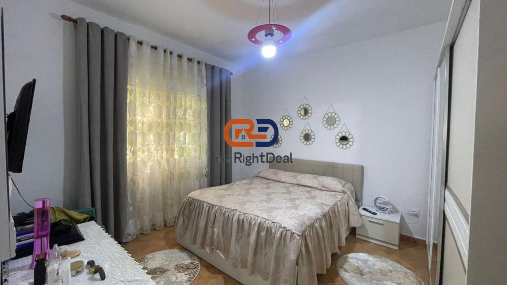 Ne Kombinat, Shitet Vile 2 Kateshe, Me Planimetri Te Rregullt!!!