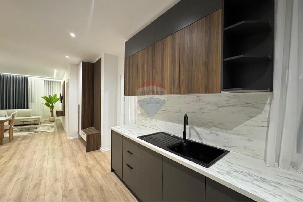 Apartment - For Sale - Mine Peza Street, Tirana(ID: 530181094-136)
