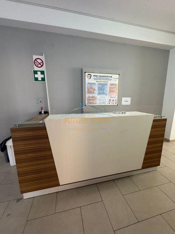 Qera, Ambient biznesi, Rruga e Elbasanit, Tiranë