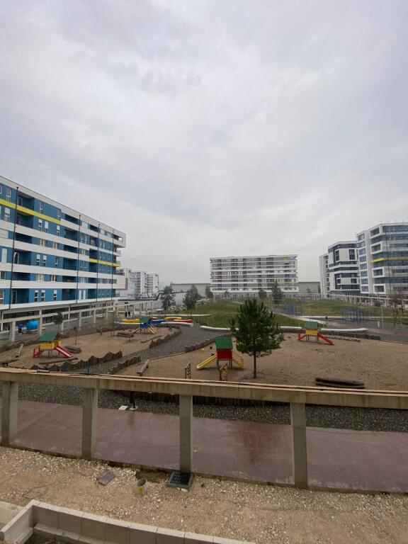 Univers city , Ap 2+1+verande+garazh