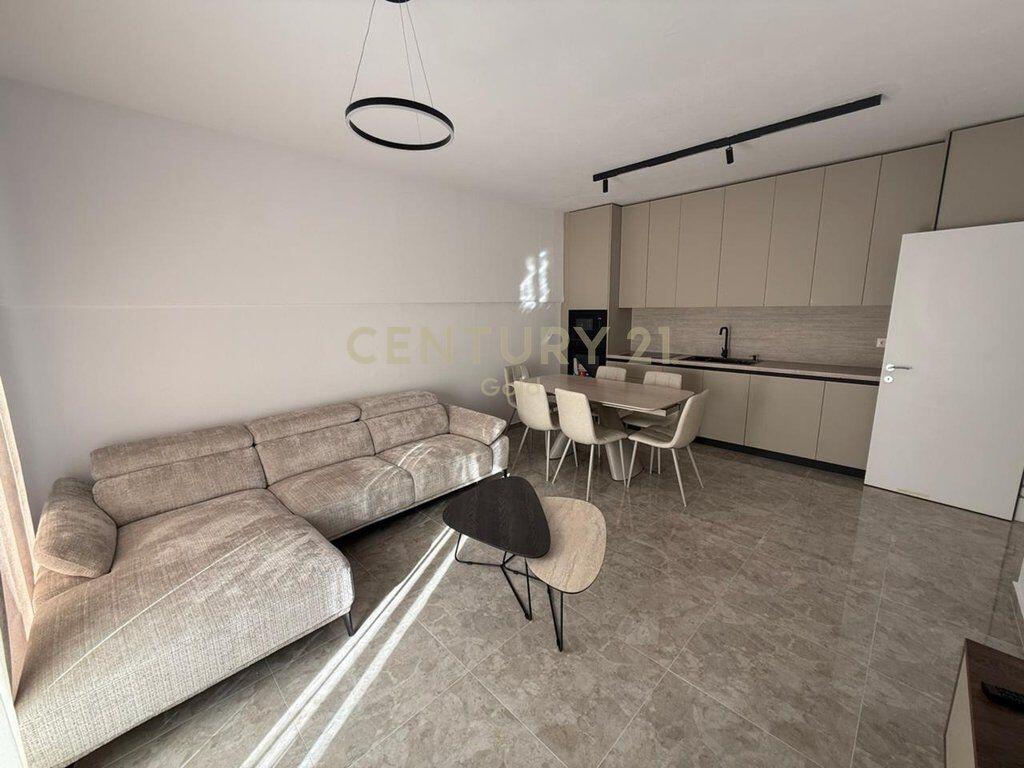 FOR RENT APARTMENT 2+1+2+ PARKING SPACE AT KODRA E DIELLIT! 900 € /Month Total Area 114m2