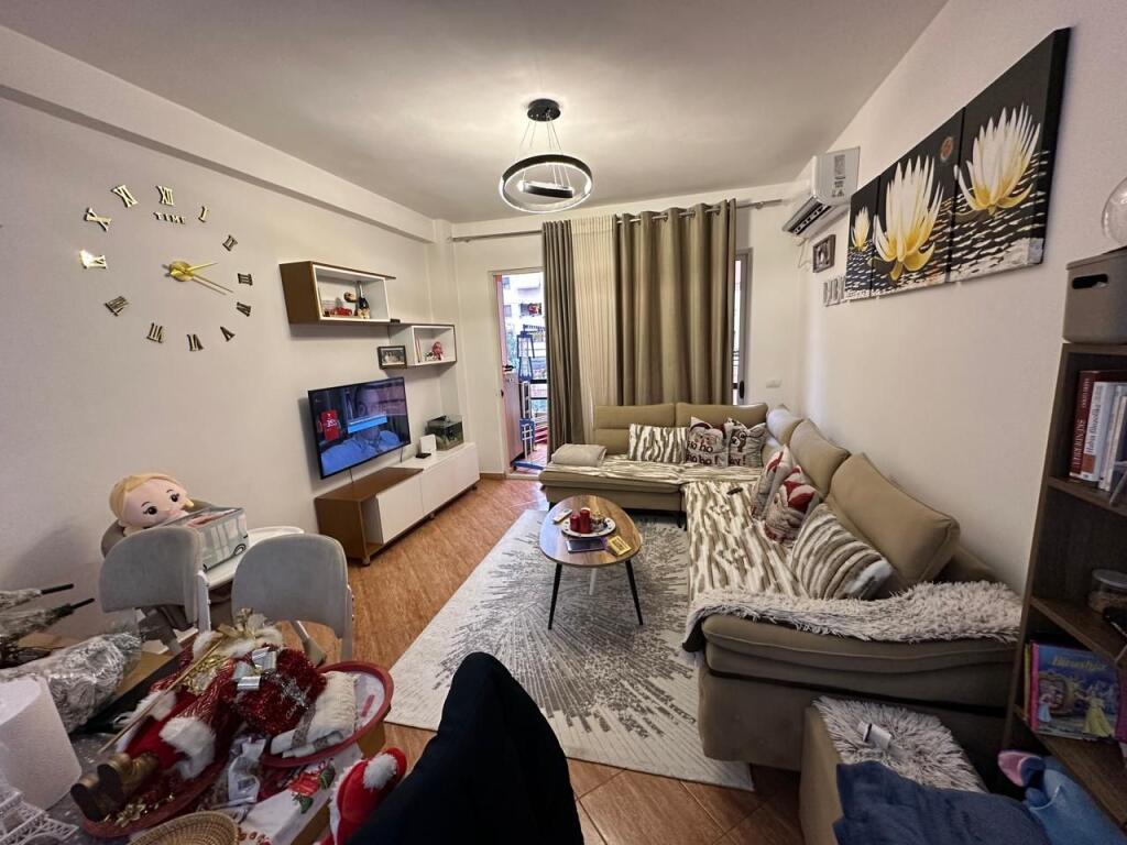 Apartment 2+1 for sale, Astir near Bar Return