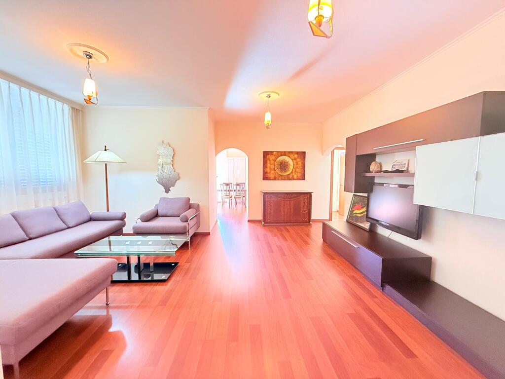 🏢 Office space for rent