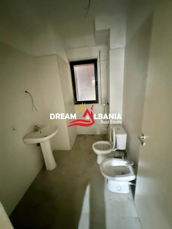 Appartamento 2+1+2 in vendita in Via Durazzo, Tirana (ID 41212142)