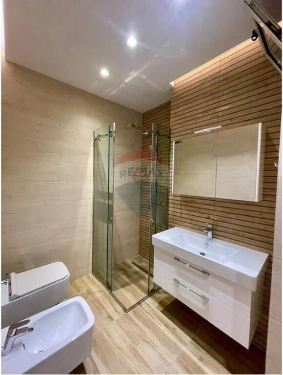 APARTAMENT 2+1 PLUS PARKIM TE KOMPLEKSI PANORAMA!