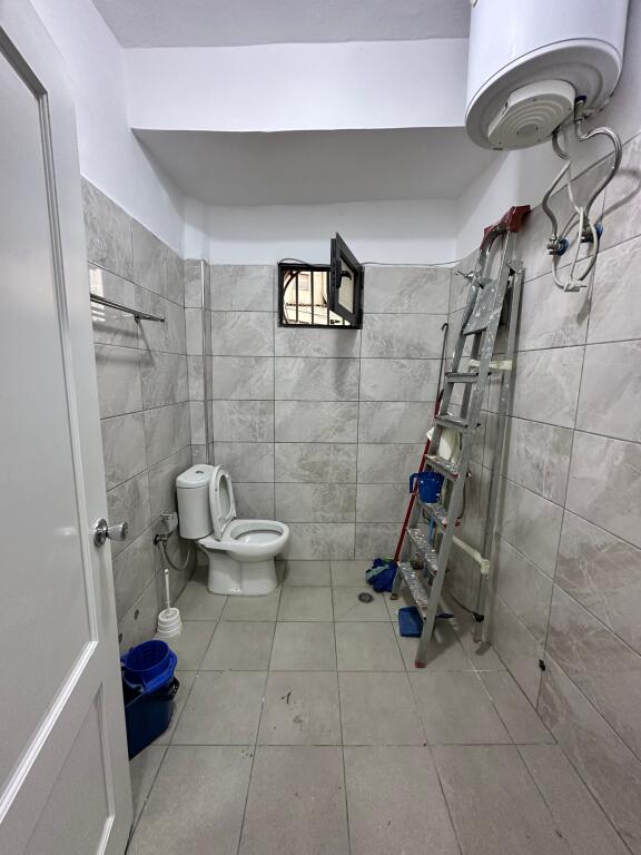 Apartament/ Zyre Me Qira ne Qender / Kafe Flora