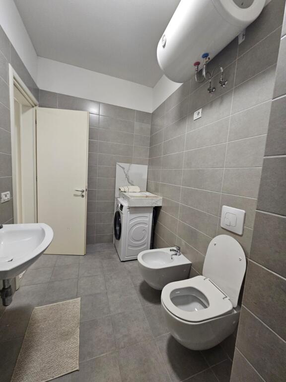 Affitto Appartamento 1+1 con posto auto Green City Unaza e Re
