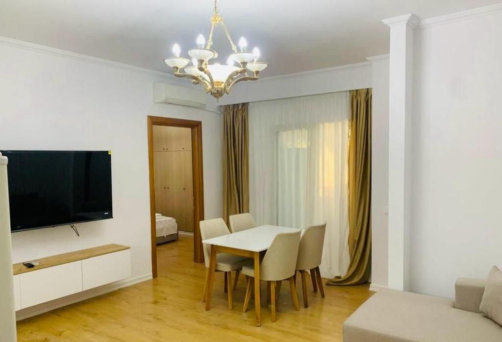 Apartament 2+1 ne Shitje tek Liqeni i Thate