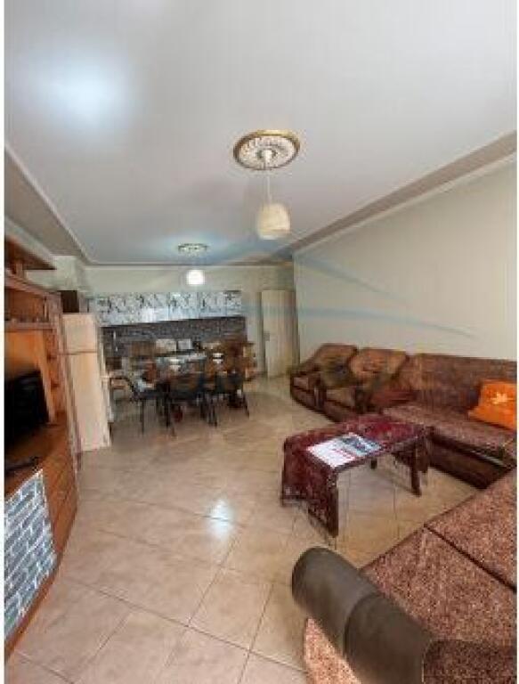 Qera, Apartament 2+1+2, Fresk, Tirane.