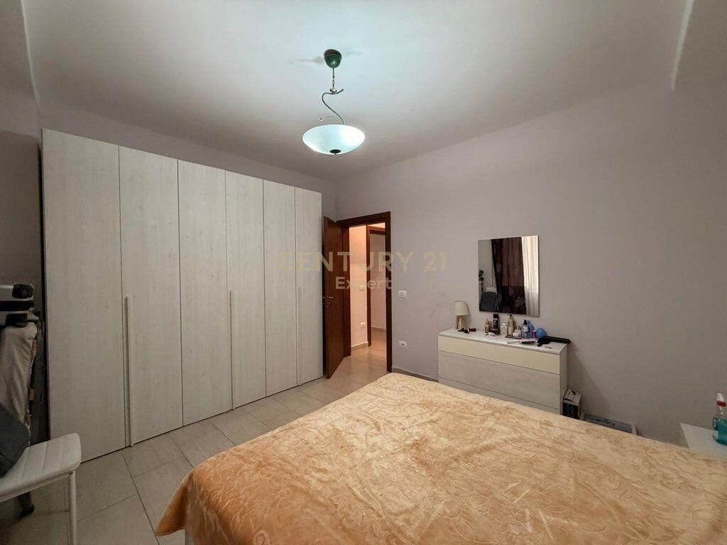 Appartamento 1+1 in Vendita Vicino al Porto, Quartiere n. 3, Durazzo