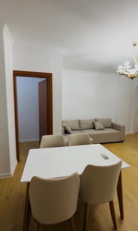 Apartament 2+1 ne Shitje tek Liqeni i Thate