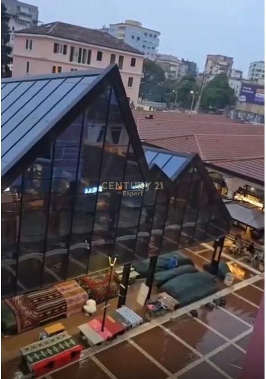 Appartamento 1+1 in affitto a Pazari i Ri, Tirana.