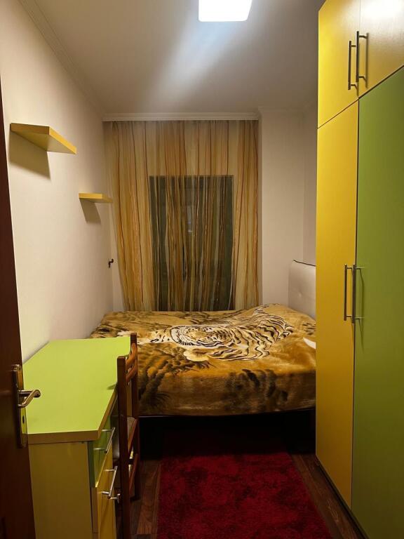 🏠 Jepet me qera apartament super 2+1📍 Rruga e Kavajës 💶 Çmimi: 800 € (i diskutueshëm)