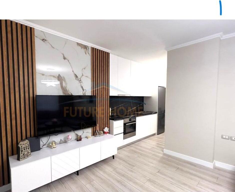 Appartamento 1+1, in Affitto, Via Kosovareve, Tirana.
