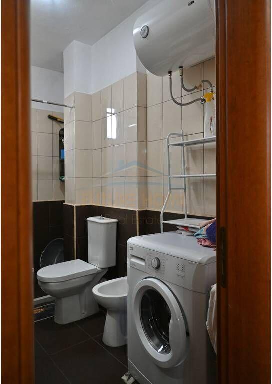 Apartament 2+1 me qera në Rrugën e Dibrës