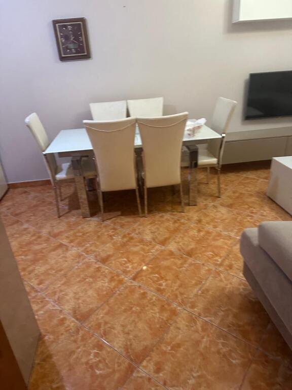 🏡 Apartament 2+1 me Qira – Hipoteka (Jordan Misja)