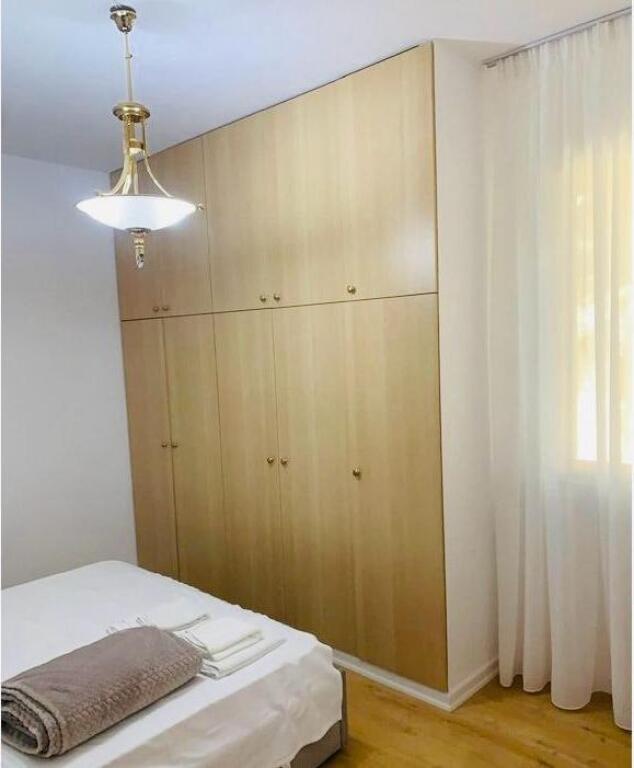 Apartament 2+1 ne Shitje tek Liqeni i Thate