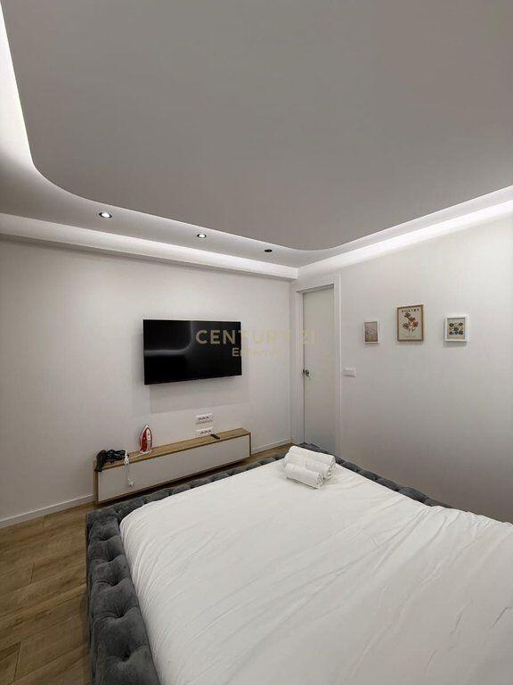 Studio me qira - 21 Dhjetori