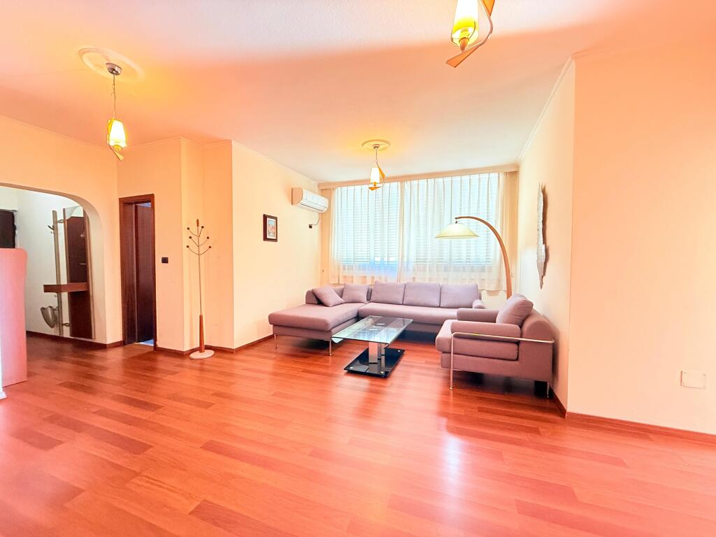 🏢 Office space for rent