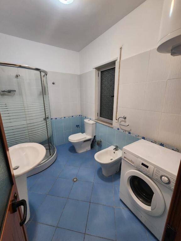 Shitet Apartament 2+1 lagja 13 durres