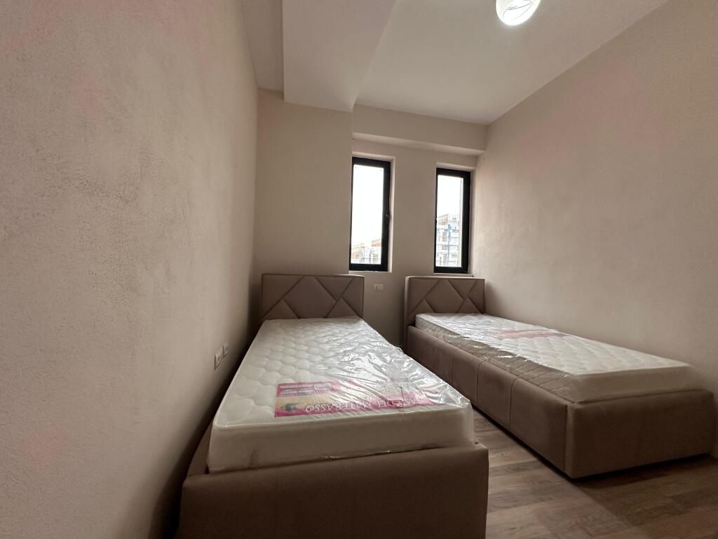 🏡 Jepet me Qira Apartament 2+1 me Post Parkimi