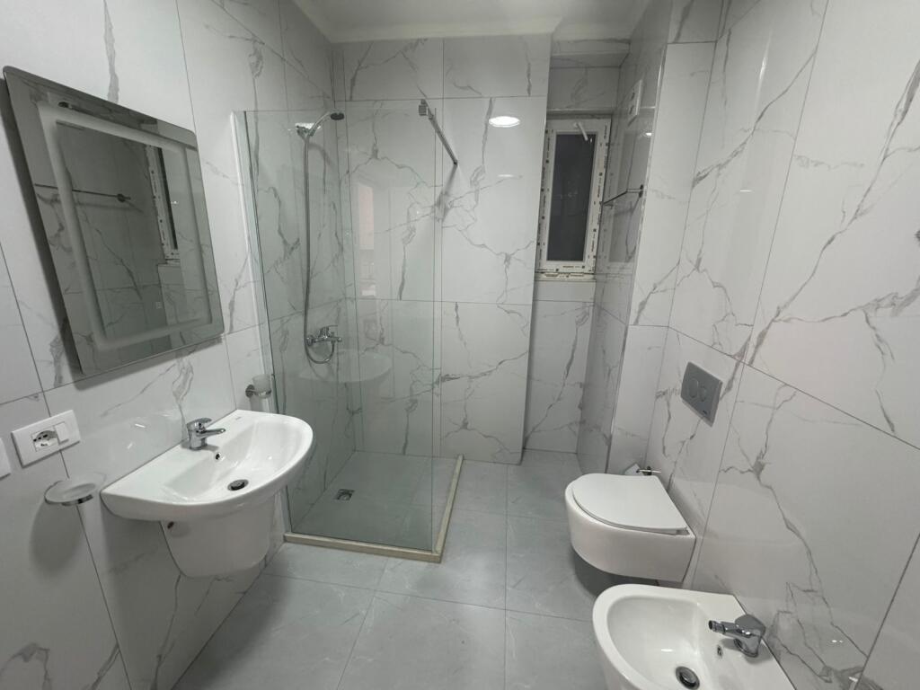 🏠Di fronte all'Ospedale Americano 3 🏢 Golden Park AFFITTASI APPARTAMENTO 1+1 5° Piano
