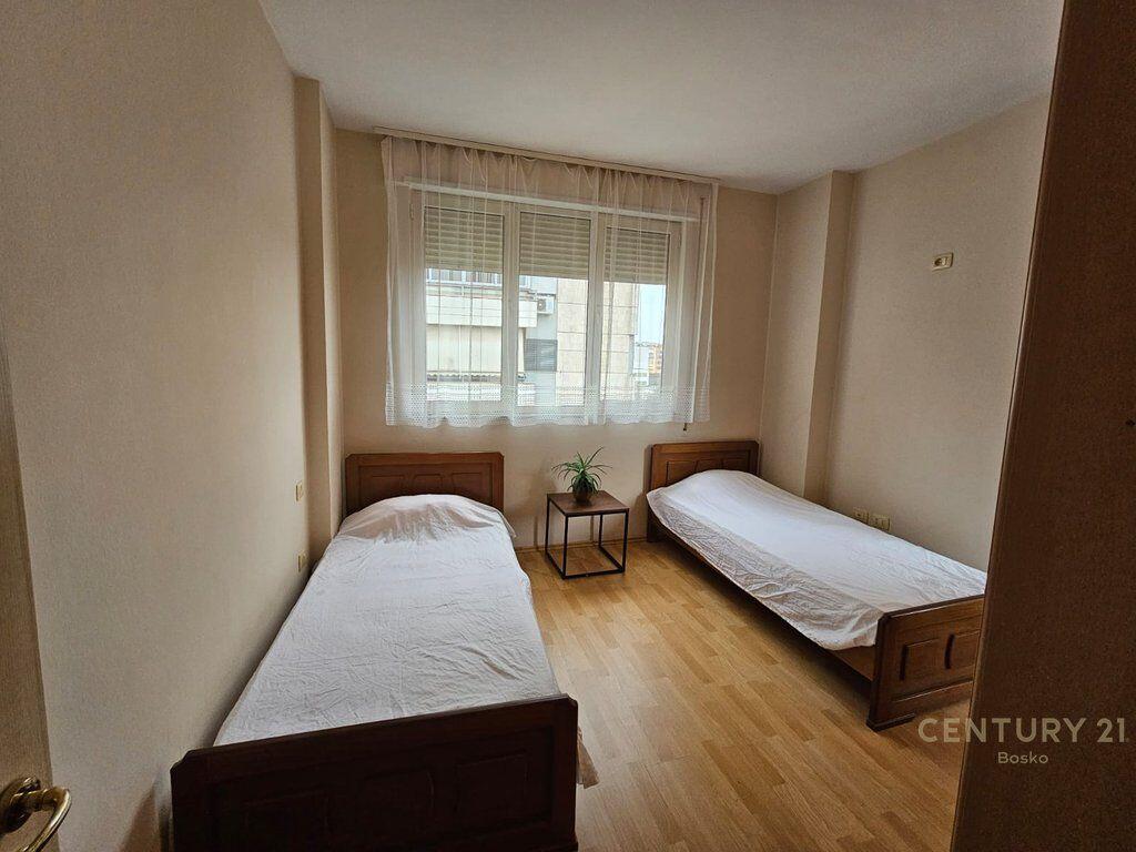 JAPIM ME QIRA PARTAMENT 1+1 TEK PAZARI I RI