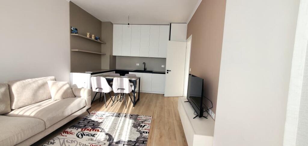 Jepet me qira apartament 2+1 në kompleksin Erli