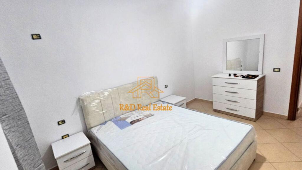 🏡 APPARTAMENTO IN AFFITTO – Via 3 Dëshmorët, Yzberisht