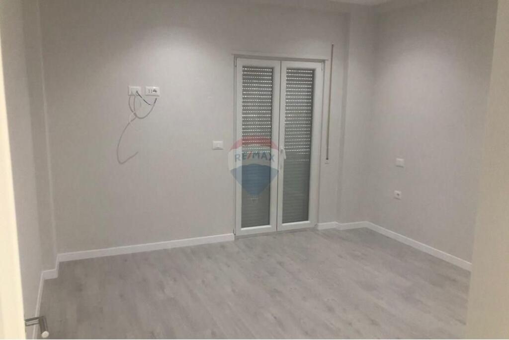 Apartament 1+1 per qira te Kodra e Priftit