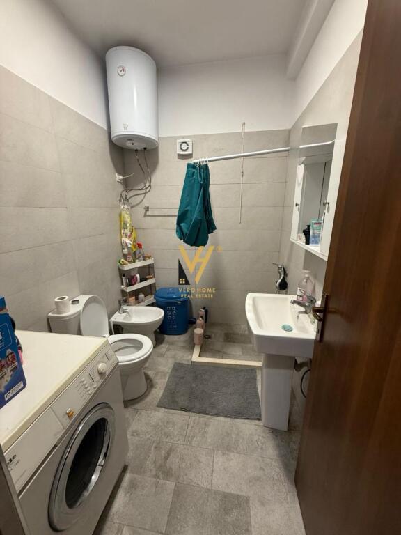 JEPET APARTAMENT 1+1+BLK ME QERA NE SELITE 35.000 LEKE