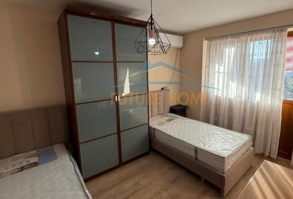 Affitto, Appartamento 2+1, Mercato Elettrico, Tirana.