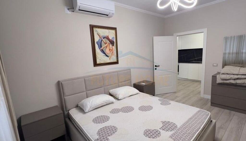 Affitto, Appartamento 1+1, Via dei Kosovari, Tirana.