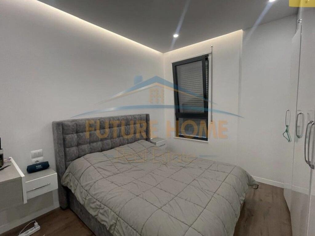 In vendita, Appartamento 2+1+2, Kinostudio, Tirana.