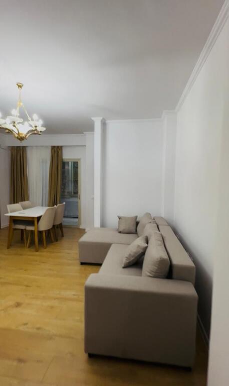 Apartament 2+1 ne Shitje tek Liqeni i Thate