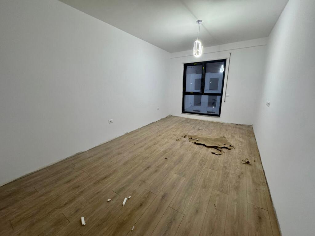 📣 QERA Apartament 2+1 📍 Kompleksi Porcelan 1, Prane RTV Klan ✨
