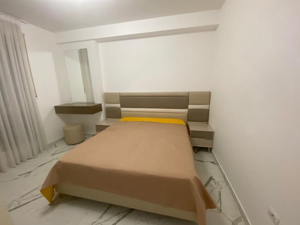 Affittasi appartamento 2+1 con parcheggio a Islam Alla