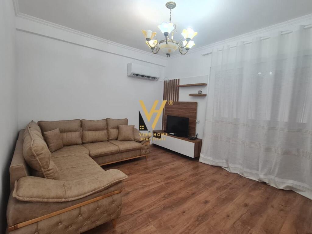 AFFITTASI APPARTAMENTO 2+1+BLK A KODRA E DIELLIT 700 EURO
