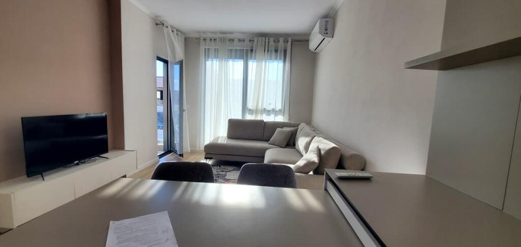 Jepet me qira apartament 2+1 në kompleksin Erli