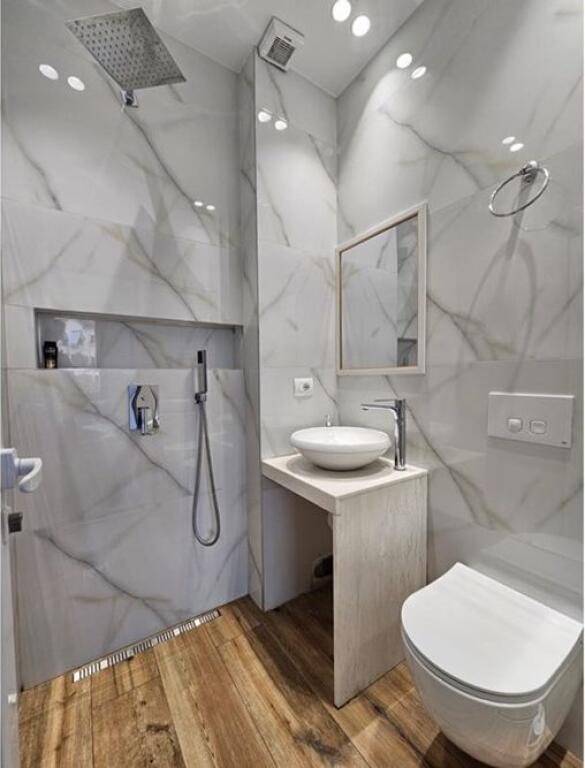 Appartamento in vendita presso l'hotel Colosseo