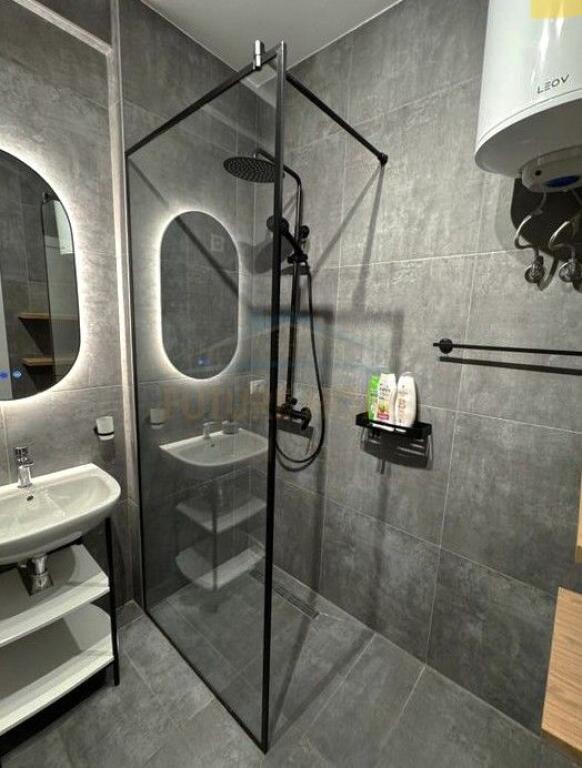 Shitet, Apartament 2+1, Kompleksi "Arlis", Farmacia 10