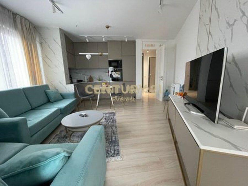 BLV. ZOGU I PARE, WE RENT 1+1 APARTMENT! 900 € /Month Total Area 70m2