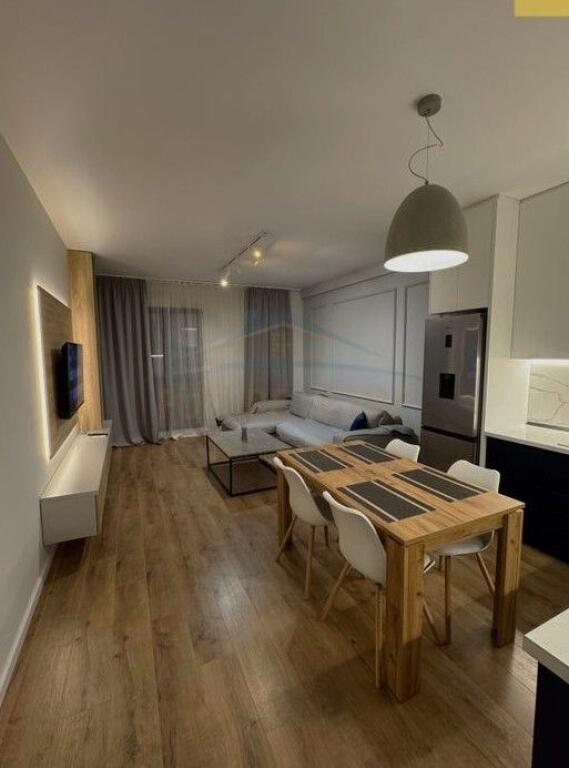 Shitet, Apartament 2+1, Kompleksi "Arlis", Farmacia 10